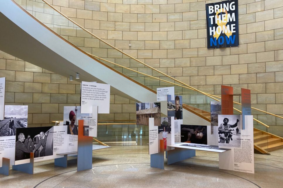 Ausstellung "Einblicke" im Landtag NRW, 2025 © Alexandra Nocke