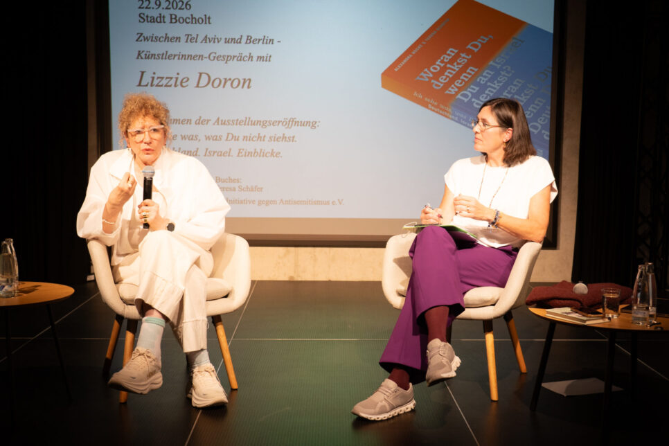 Künstlerinnen-Gespräch mit Lizzie Doron, VHS Bocholt, 2026 © Stadt Bocholt